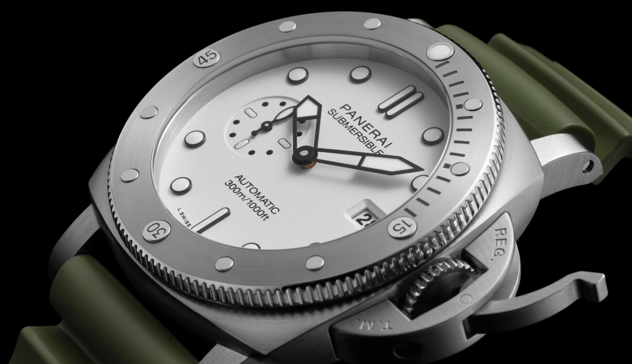Panerai Submersible QuarantaQuattro Bianco Lead Article.png