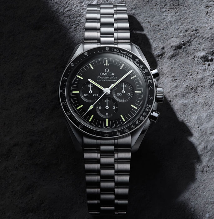 omega-blp-2-wide-moonwatch-mar22.jpg