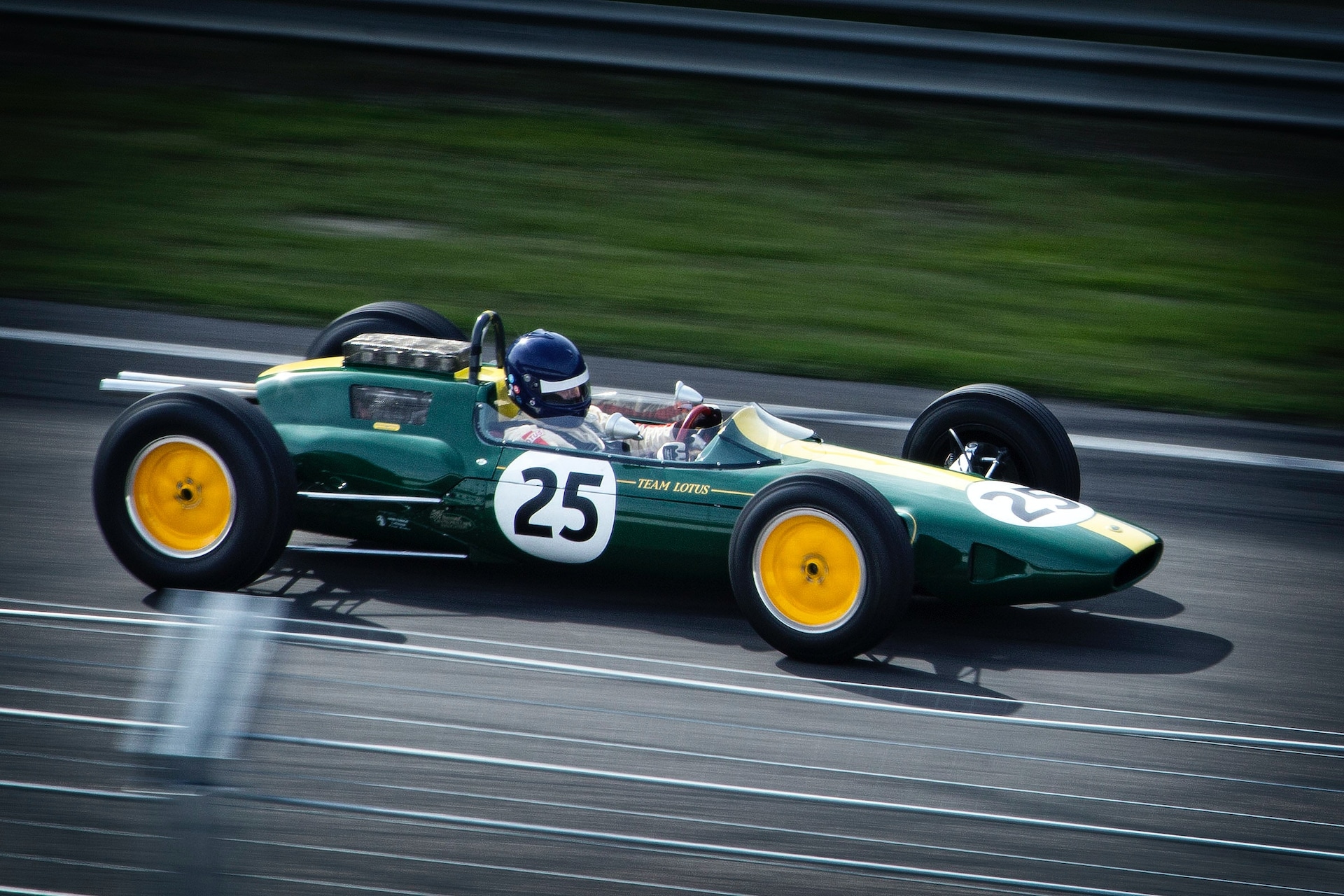racing-driver.jpg